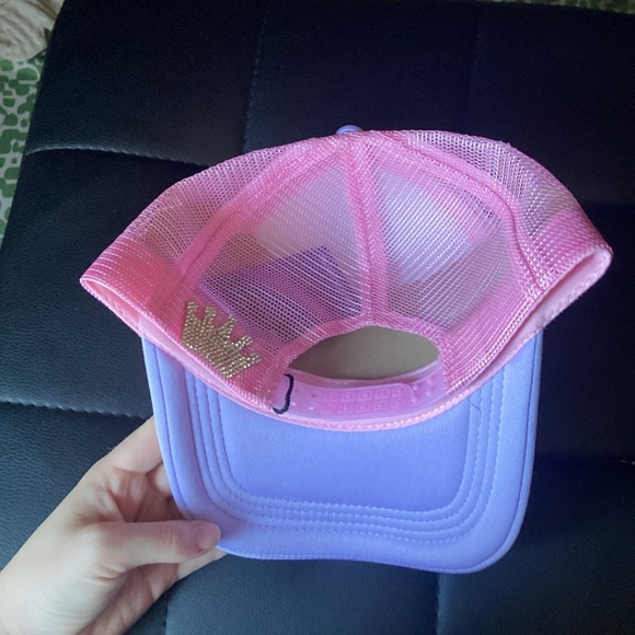 Custom iron on hat - Picture 4 of 4